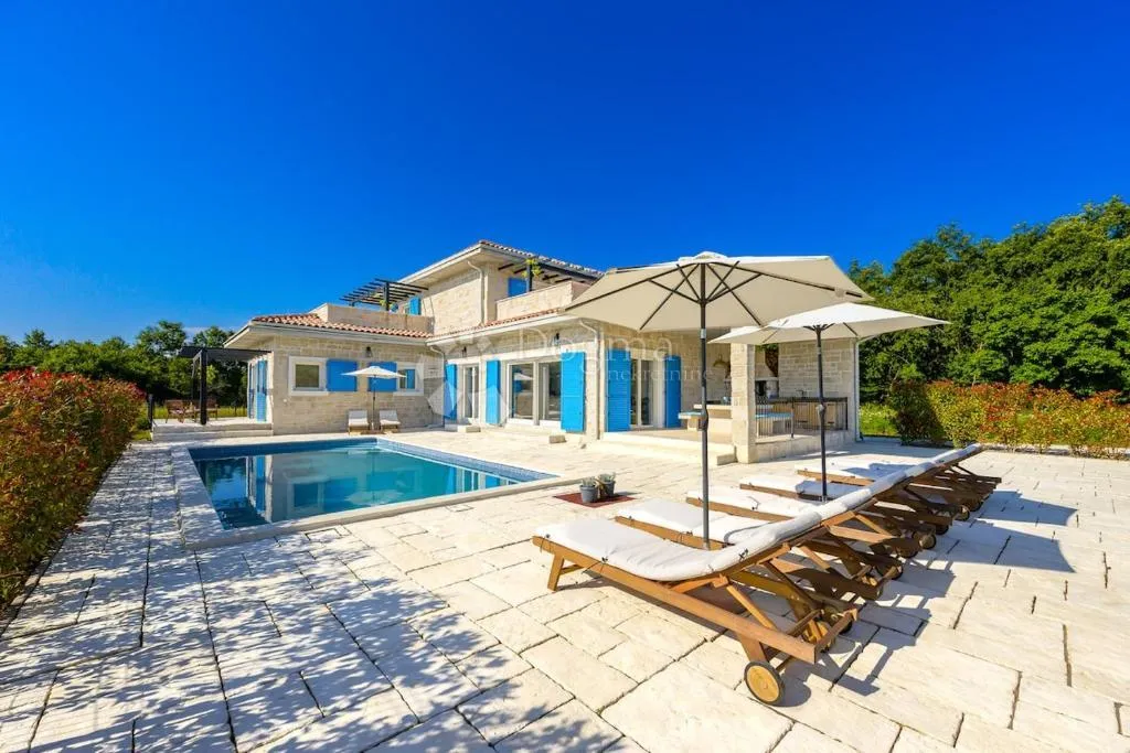 rovinj okolica - luksuzna vila s bazenom i 3 spavaće sobe! - slika 22