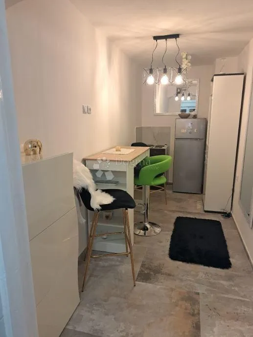 rijeka, srdoči garsonjera + konoba 52 m2 - slika 4