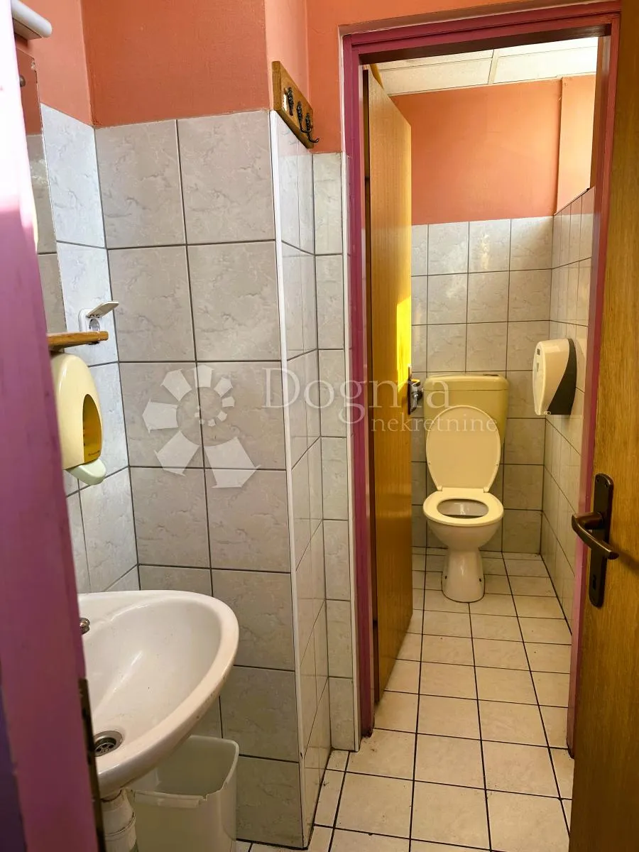 uhodana pizzeria s caffe barom u prelogu - slika 8
