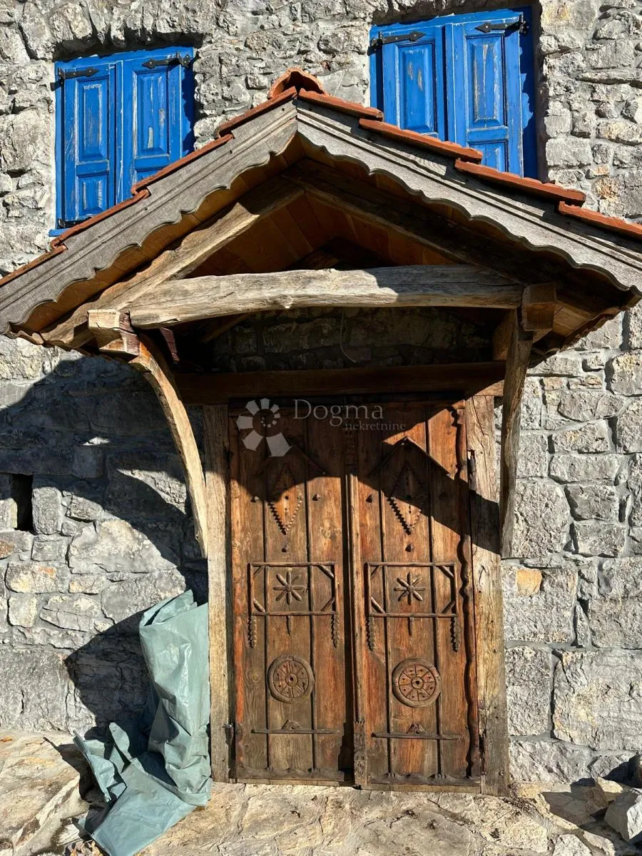 difuzni hotel autohtone kamene kuće 10+1 - slika 29