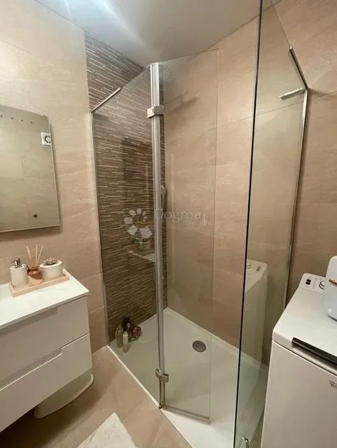 rastočine -75.60m2,2s+db ,adaptiran ,namješten - slika 7