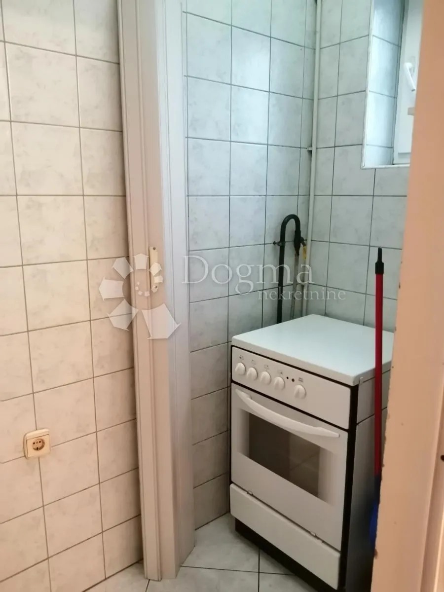 kutina, kuća s okućnicom (545 m2) - slika 9