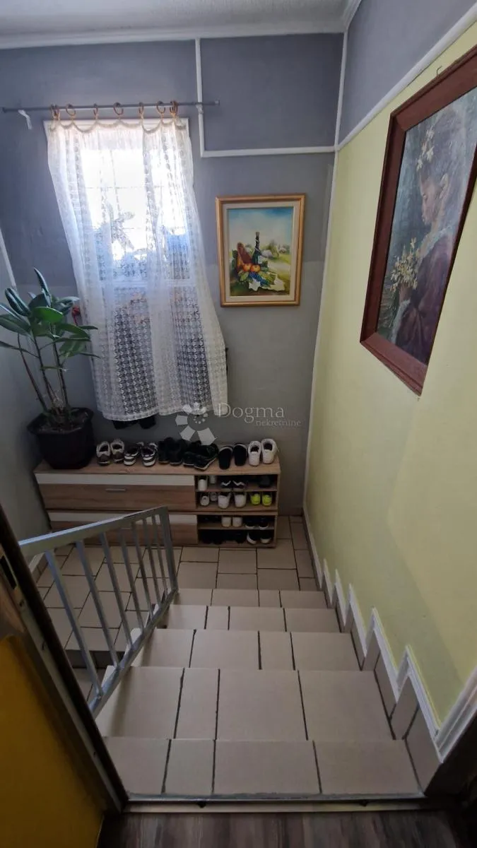 obiteljska kuća u kloštar ivaniću - slika 9
