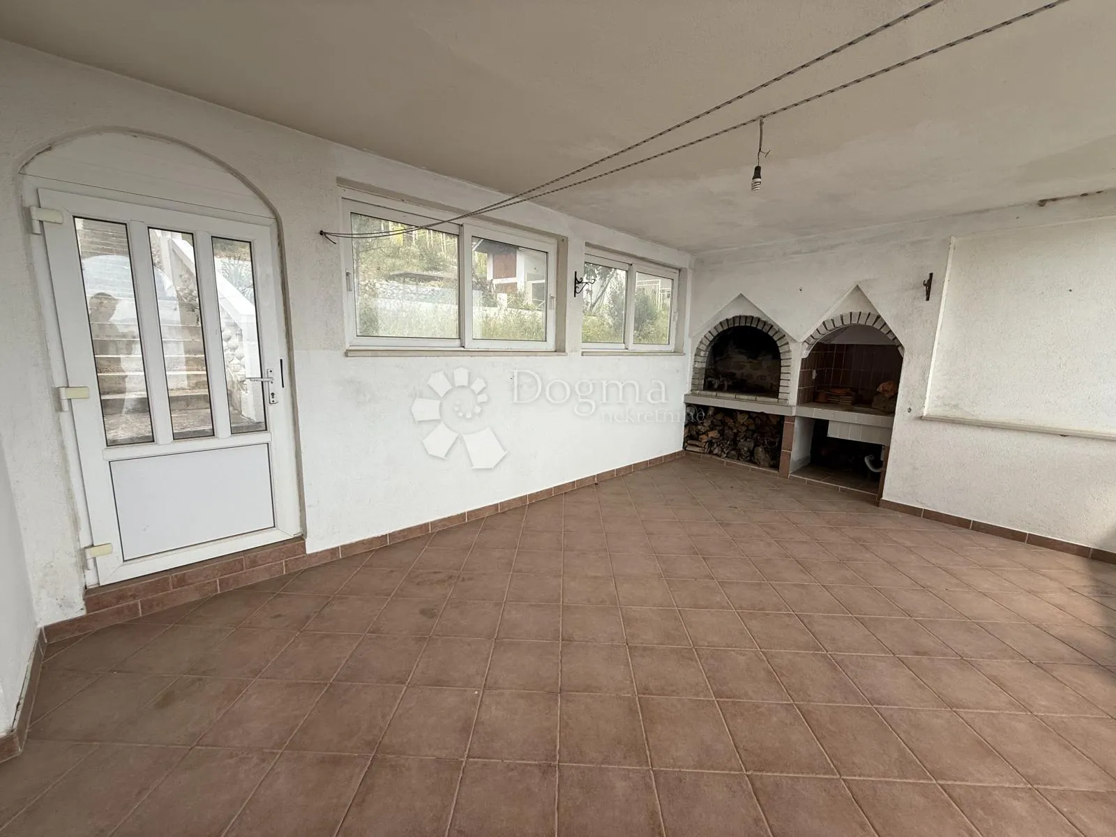 dva apartmana, marušići - slika 23