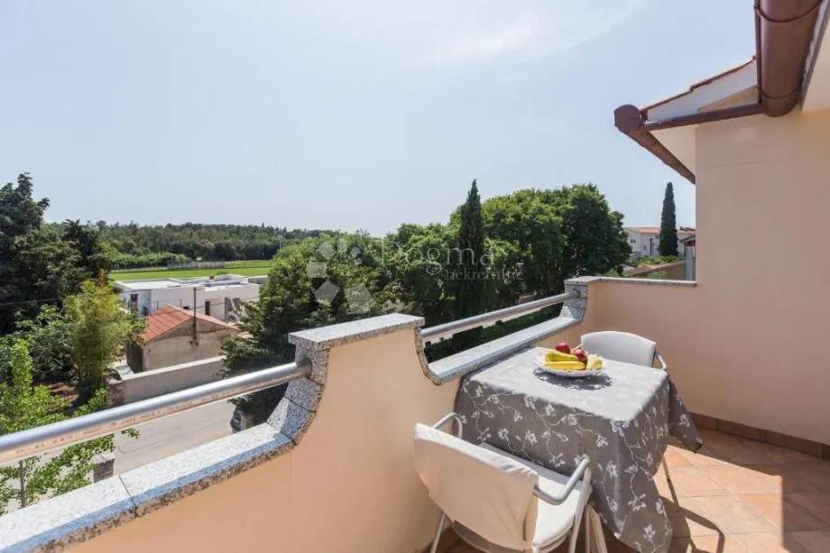 apartmanska kuća visokog potencijala 2 km od mora! - slika 15