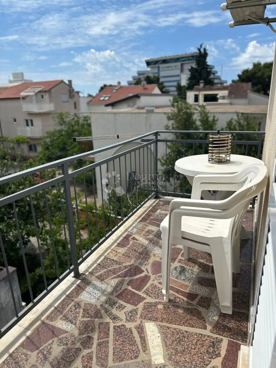 vodice – kuća s 6 apartmana blizu mora - slika 16