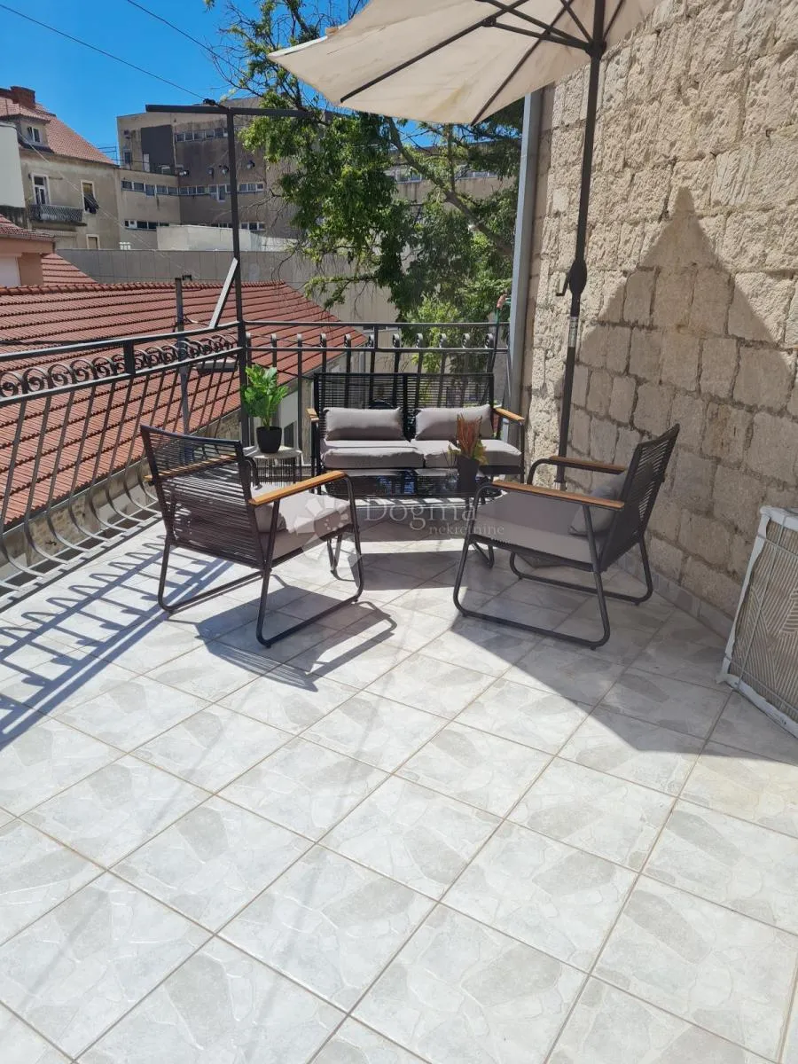 stan u strogom centru splita – idealna prilika za turizam! - slika 12