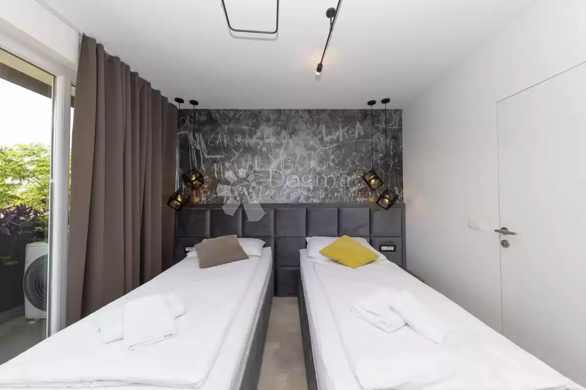 moderna villa sa bazenom- žerava - slika 38