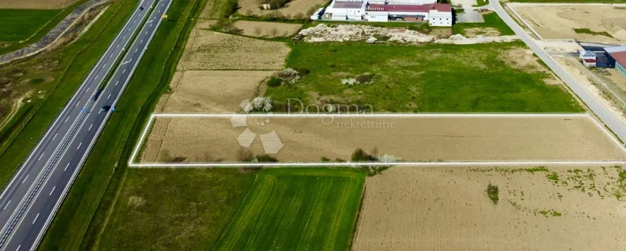 komercijalno zemljište-križevci brza cesta - slika 1