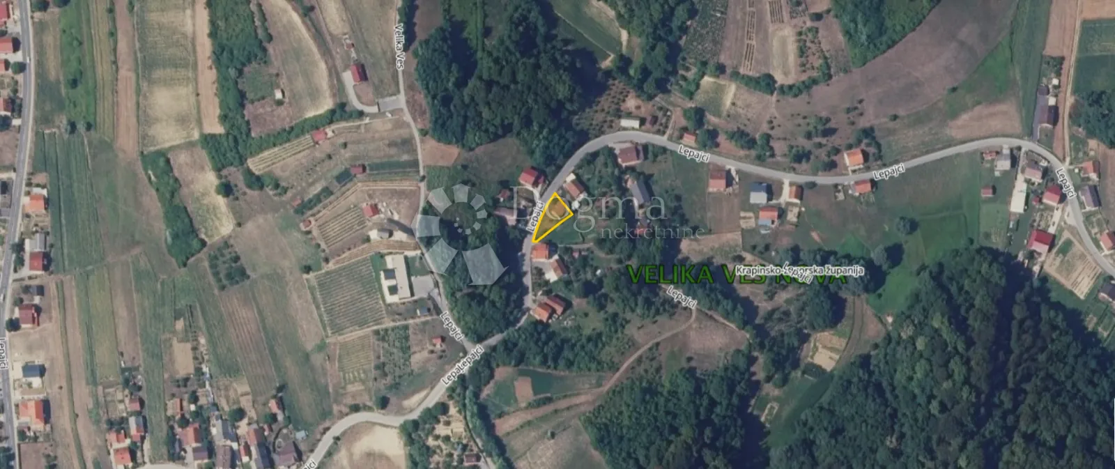 drvena hrastova kuća 120m² za renovaciju sa dvorištem - slika 15