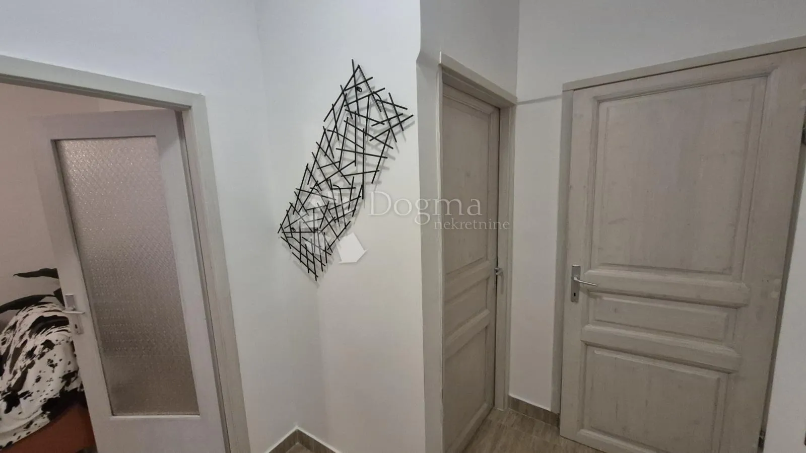 stan blizu ekonomskog fakulteta u puli, površina 79,38 m2 sa uporabnom dozvolom - slika 51
