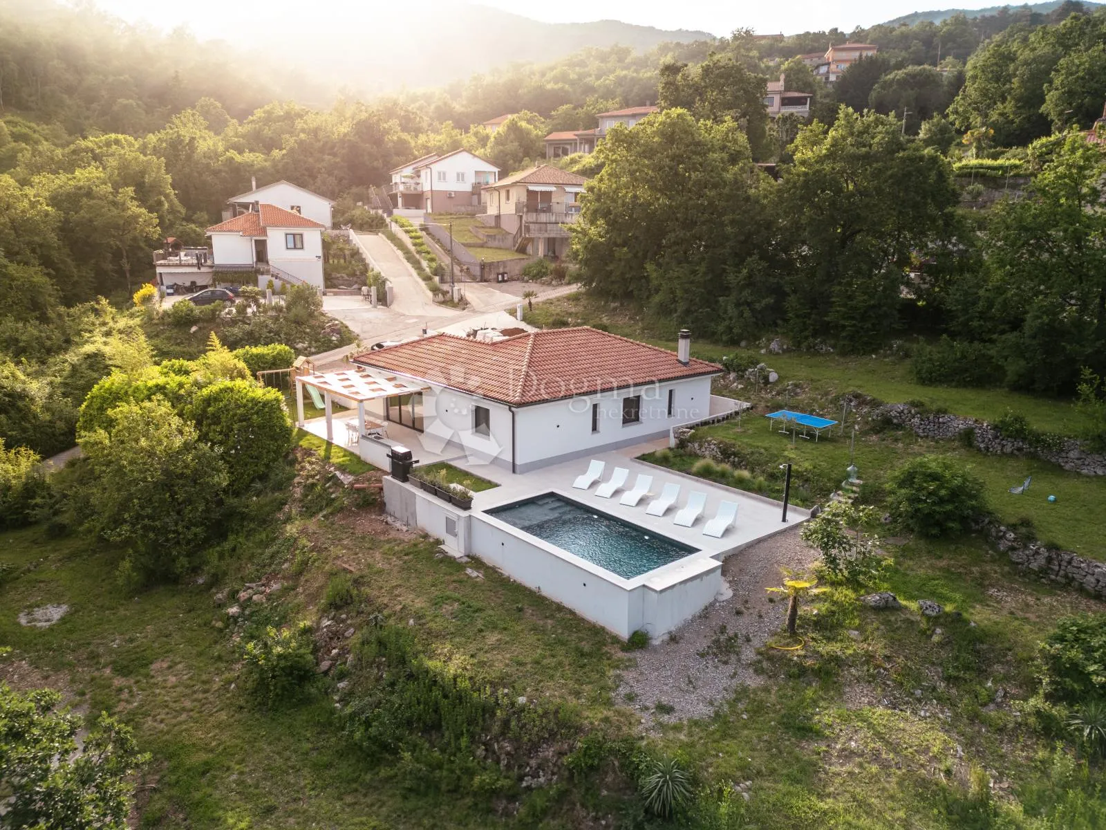 ljepotica iznad opatije sa savršenim pogledom - slika 2