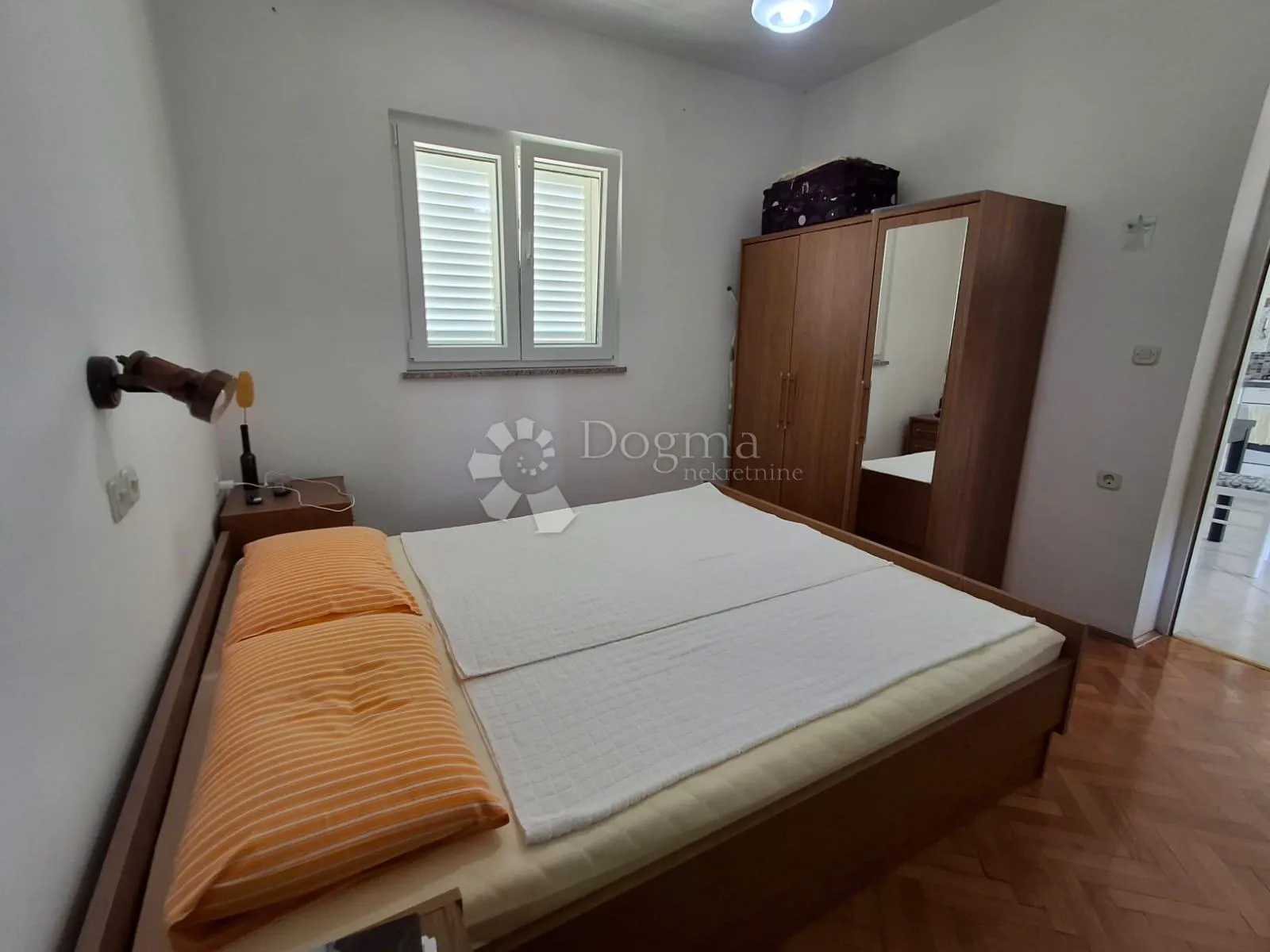 lijepi apartman u barbatu na mirnoj lokaciji - slika 7