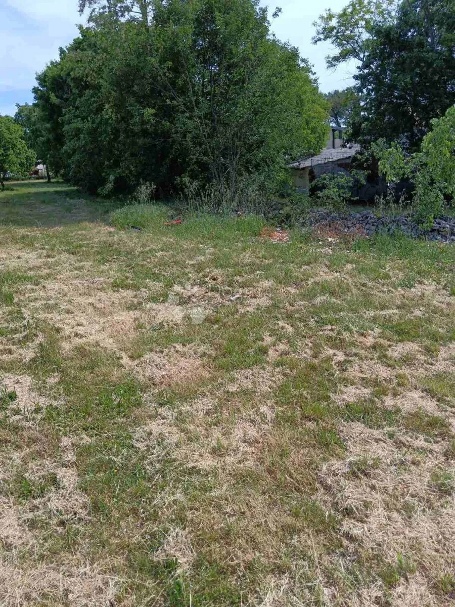 manjadvorci – građevinsko zemljište 1200 m² s potencijalom gradnje i blizu mora - slika 2