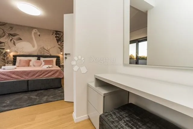 zaton moderna vila - novogradnja sa pogledom na more - slika 24