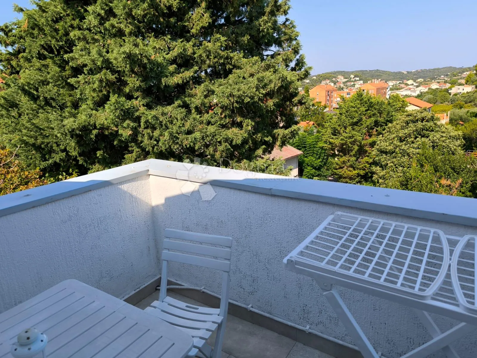 dvosoban stan na odličnoj lokaciji u palitu blizu šarengrada - slika 15