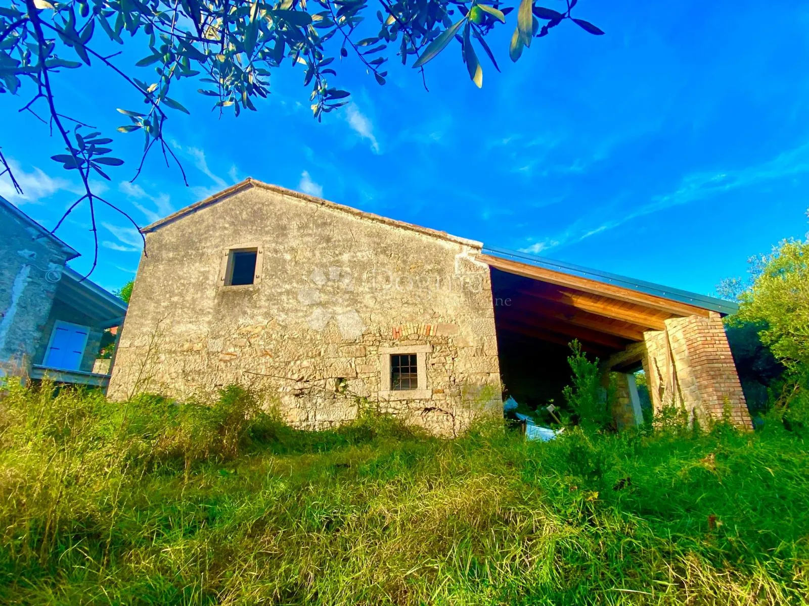 jedinstveno imanje s prekrasnim pogledom u istri - slika 19