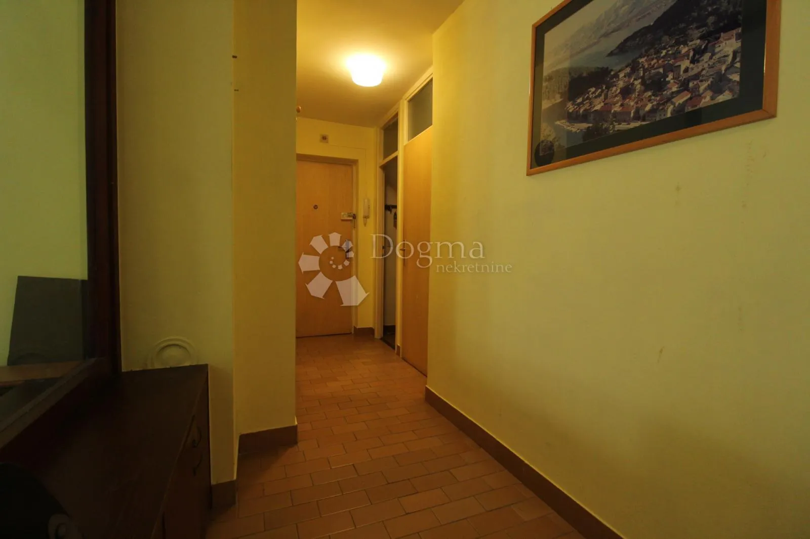 srdoči stan 68m2 3s kl sa lođom - slika 7