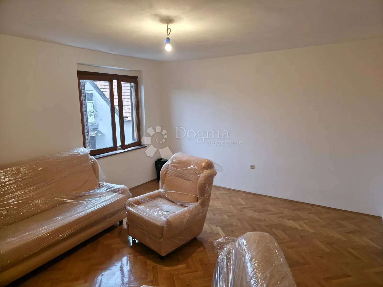 parking - trnje prodaja stana, 31m2, - slika 2
