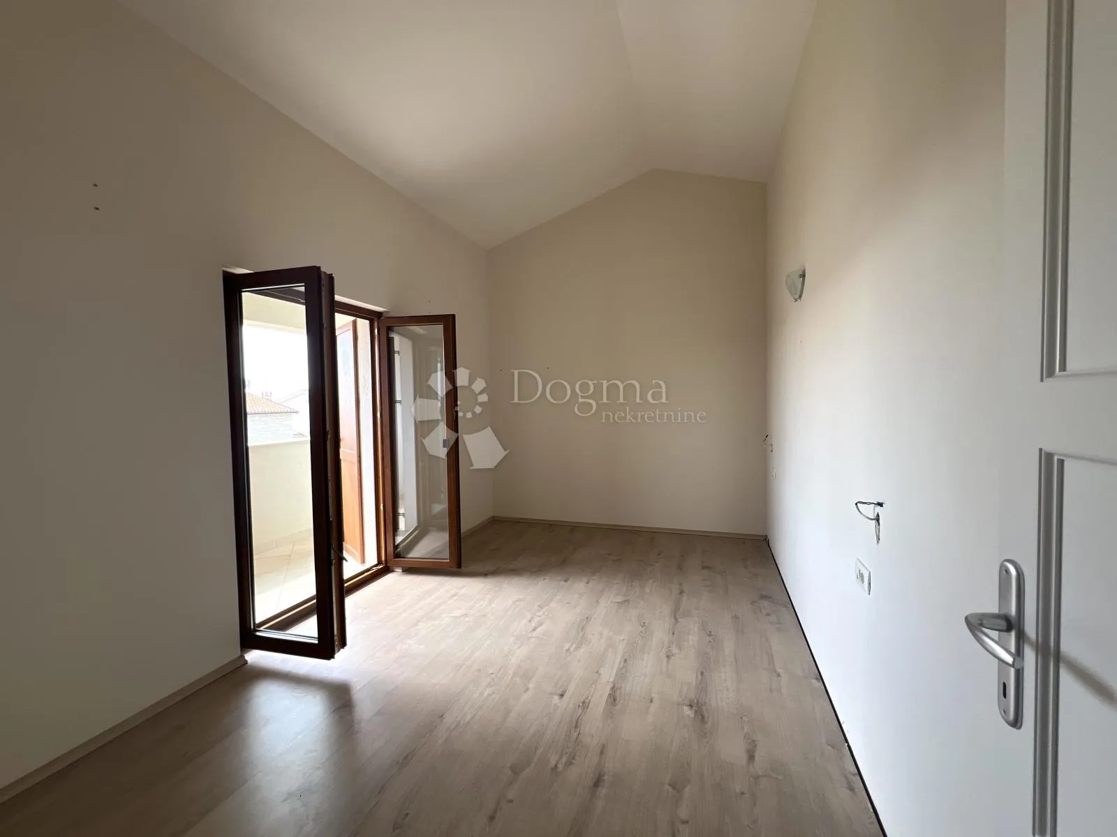 okolica poreča, kamena vila za odmor, pogled more - slika 13