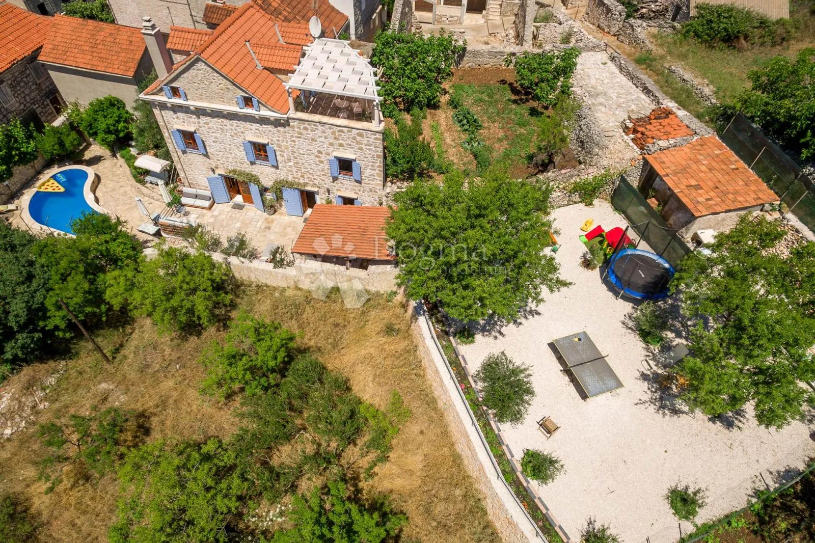 predivna kamena vila- milna, brač - slika 7