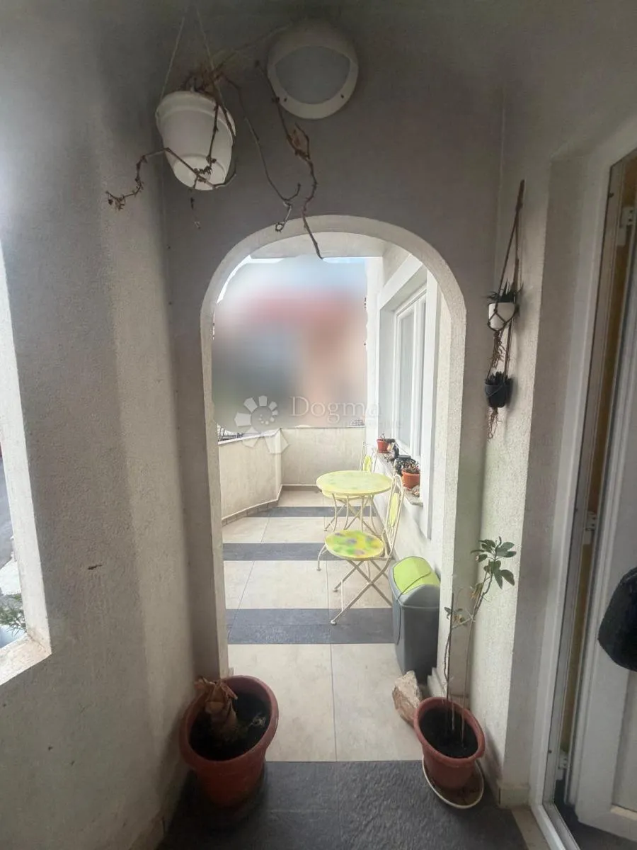 rijeka, gornji zamet - prostran obiteljski stan s terasom i pogledom na more - slika 3