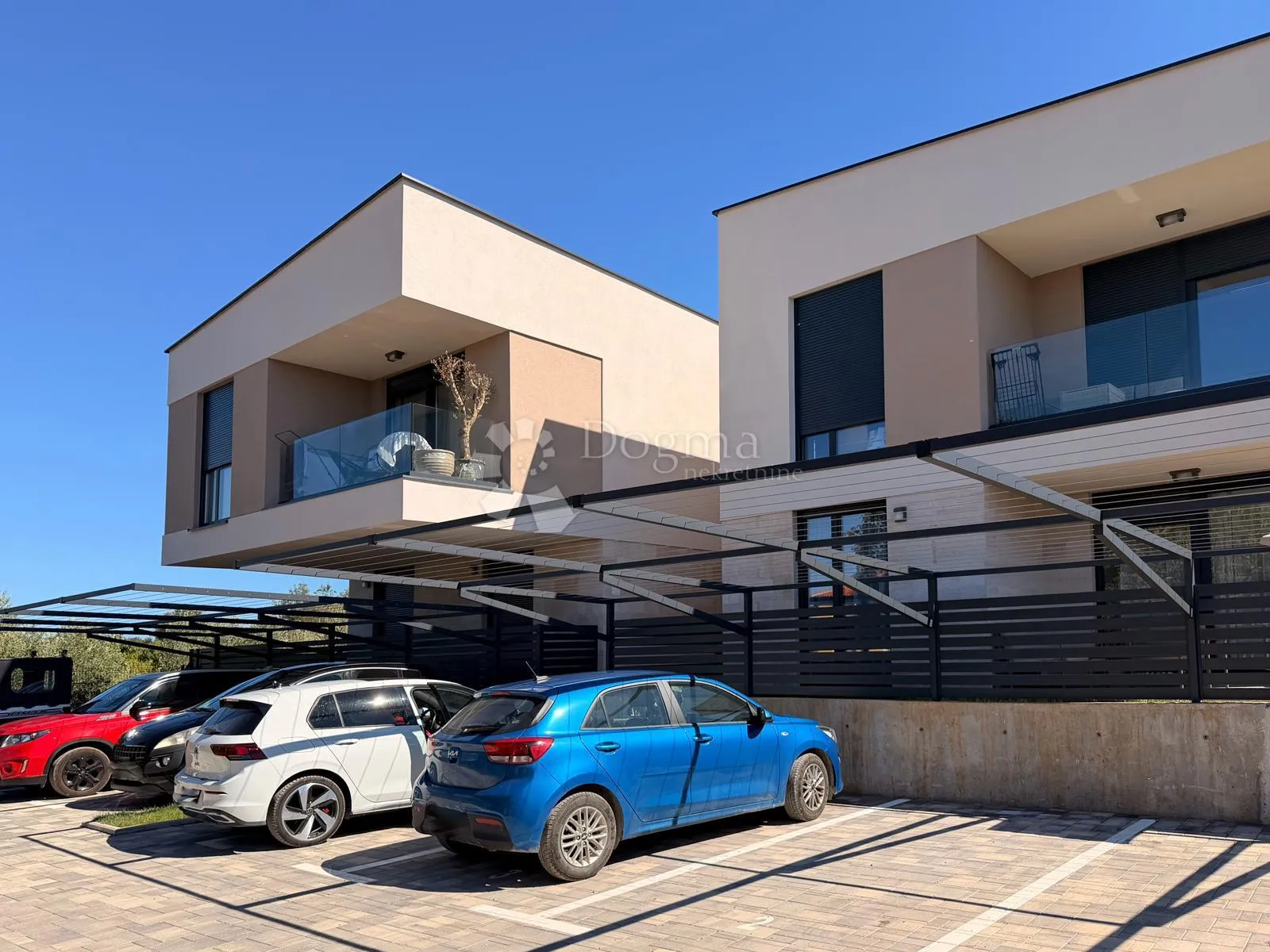 moderan stan 62,50 m² u novogradnji – 200 m od mora - slika 19