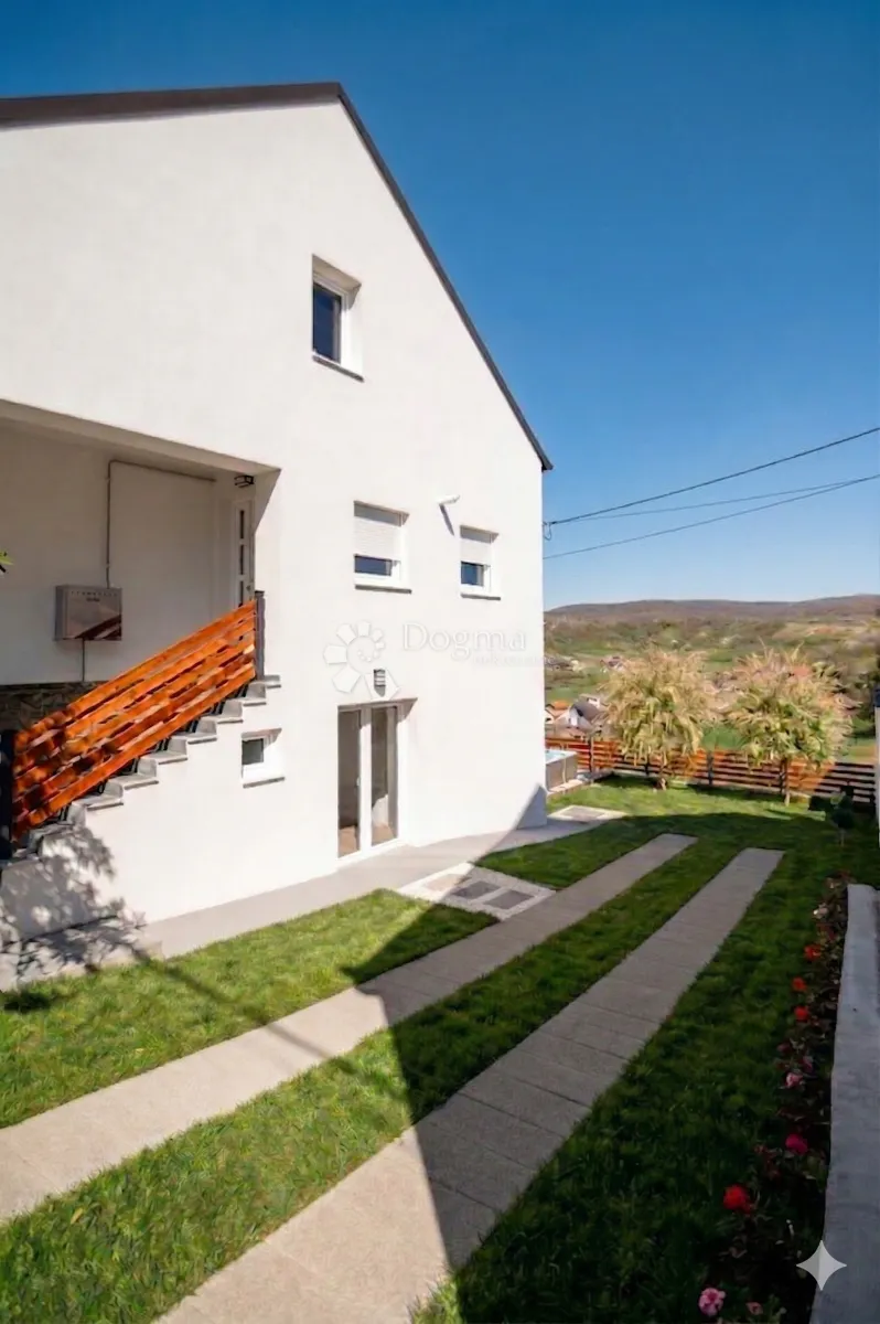 elegantno obnovljena kuća s pogledom – daruvar - slika 34