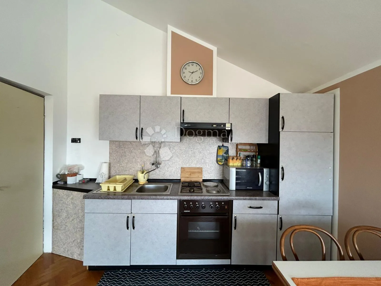 stan 47m2, top lokacija - pogled na more i rovinj - slika 10