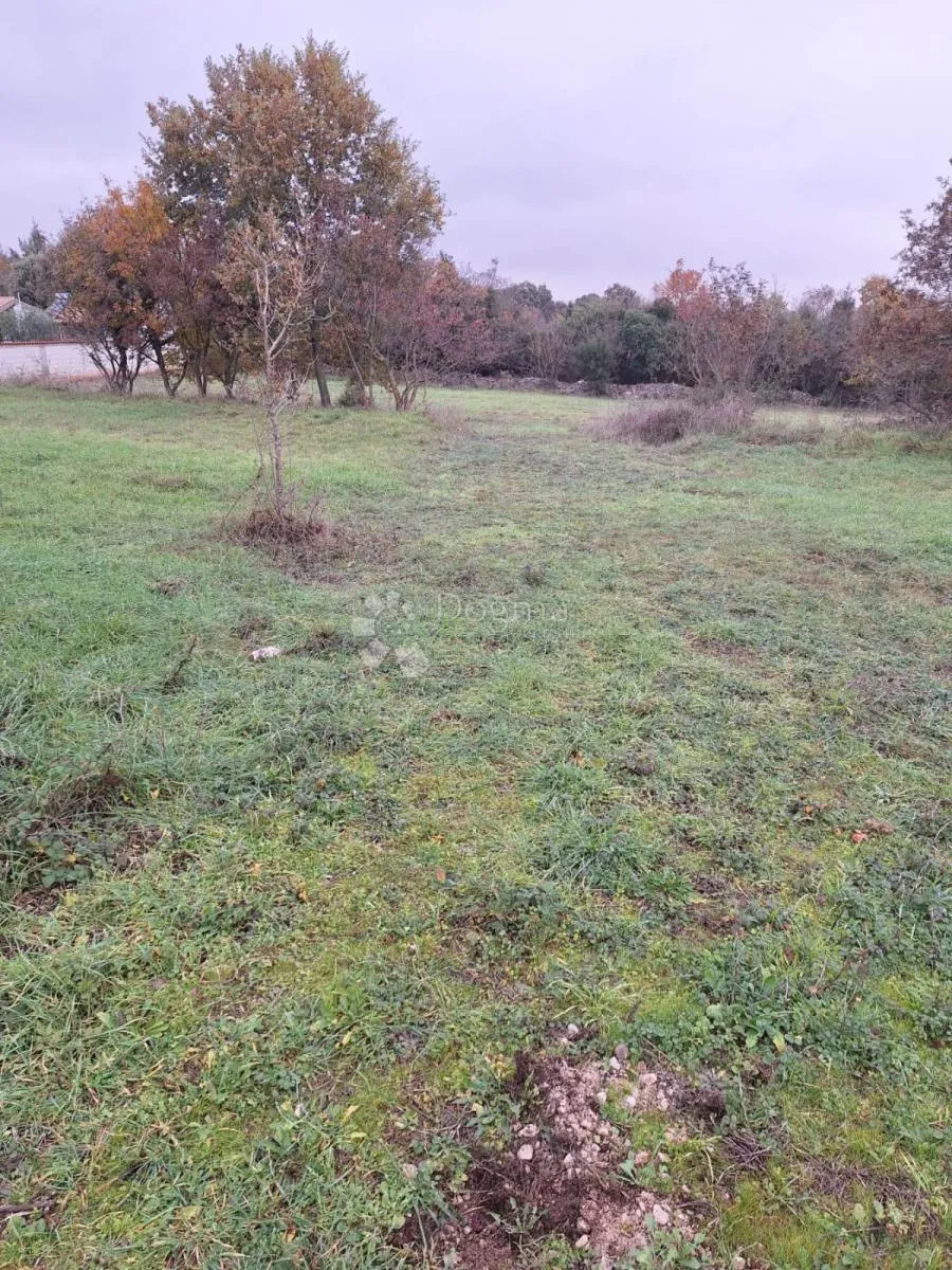 građevinsko zemljište u blizini duge uvale - slika 4