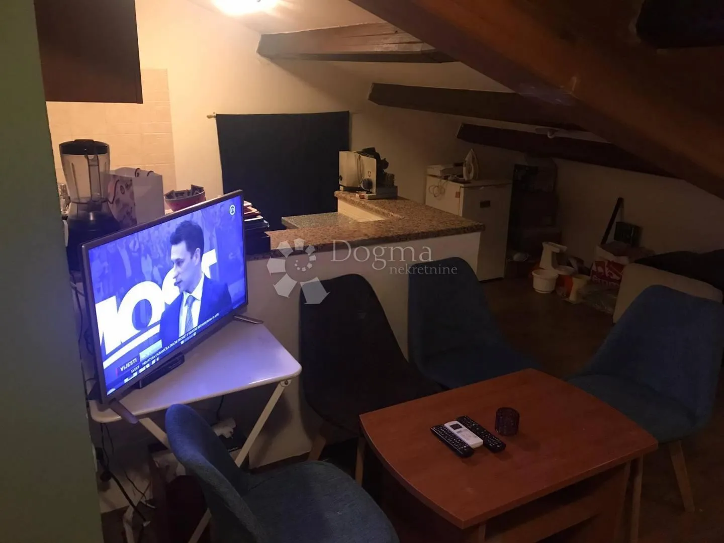 kuća sa poslovnim prostorom - slika 5
