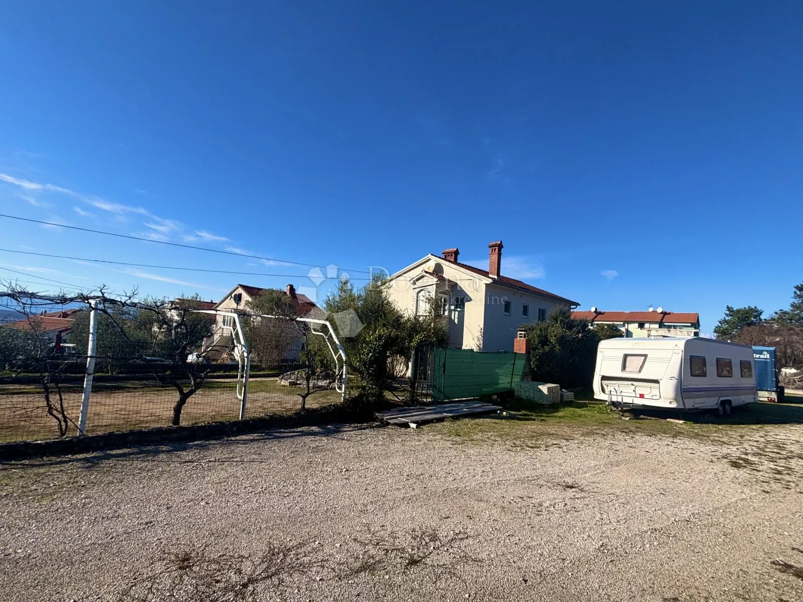 ekskluzivno: parcela s projektom za 3 zgrade i pogledom na more - slika 4