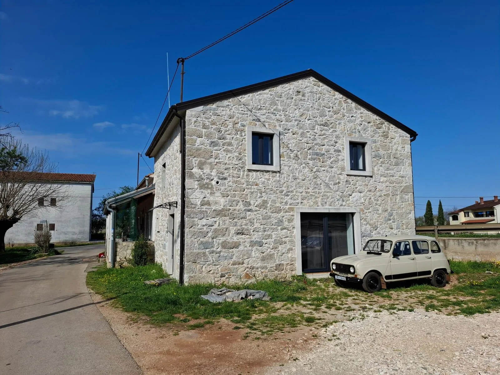 poreč (okolica) - renovirana kamena kuća - slika 4