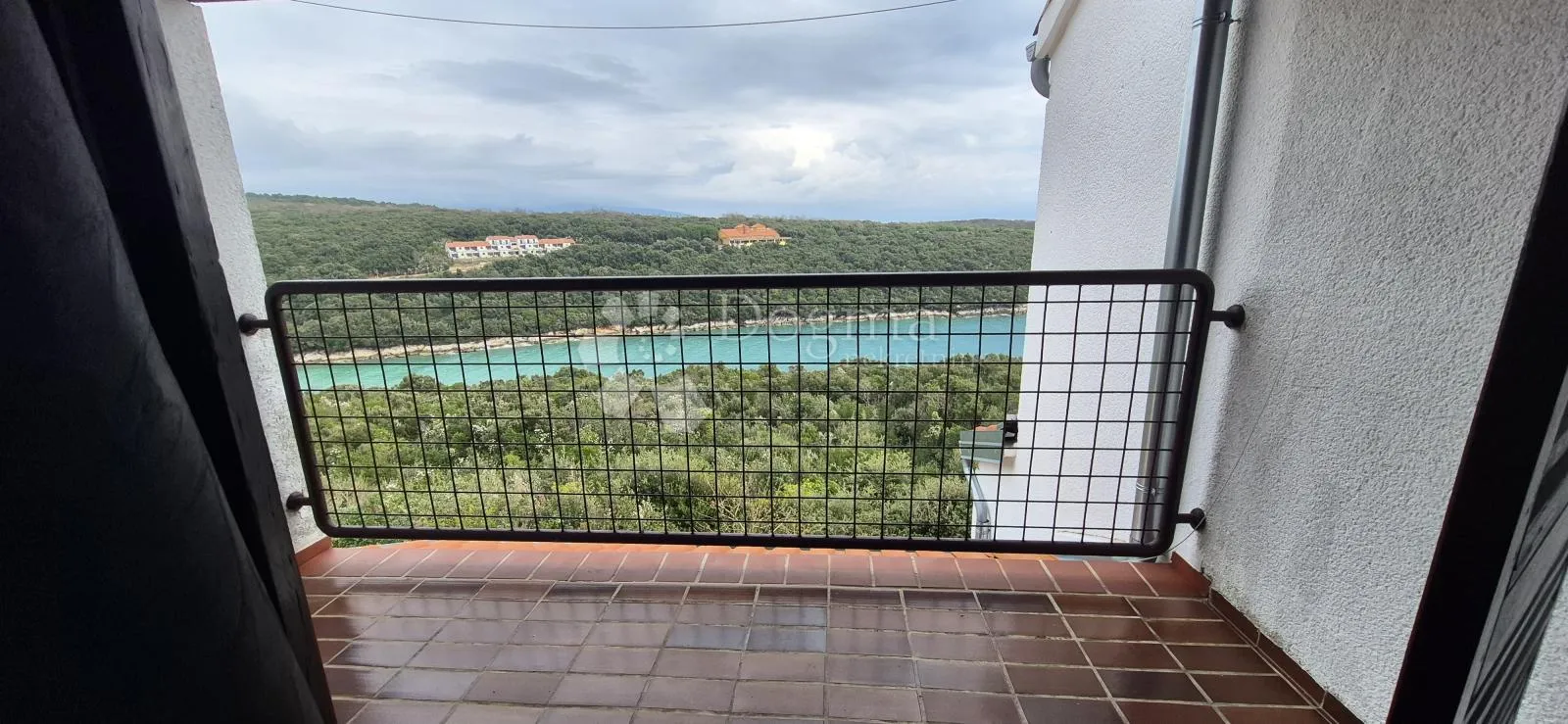 apartman sa pogledom na more - 150m od plaže - slika 11