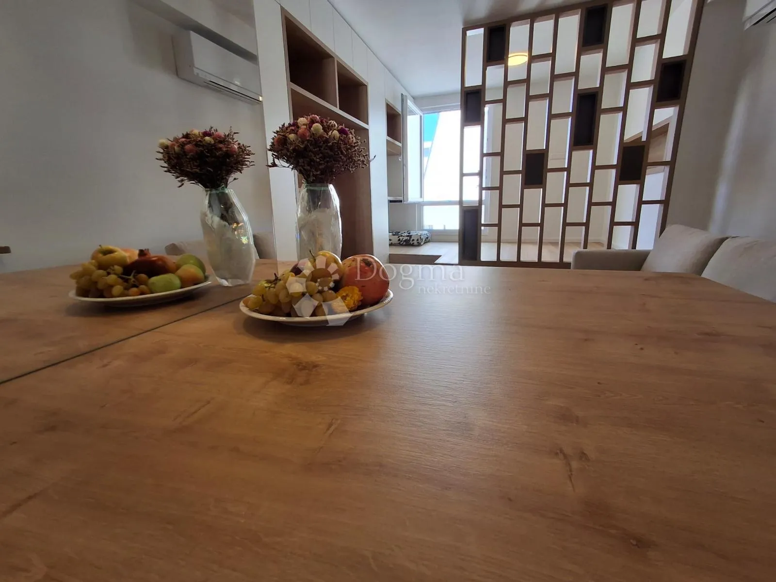 dizajnerski studio apartman u poslovnom centru raba!!! samo kod nas! - slika 34