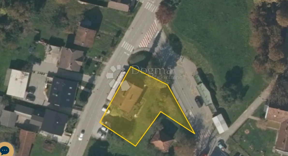 poslovno stambena kuća u centru križa s zemljištem 1200m2 - slika 2
