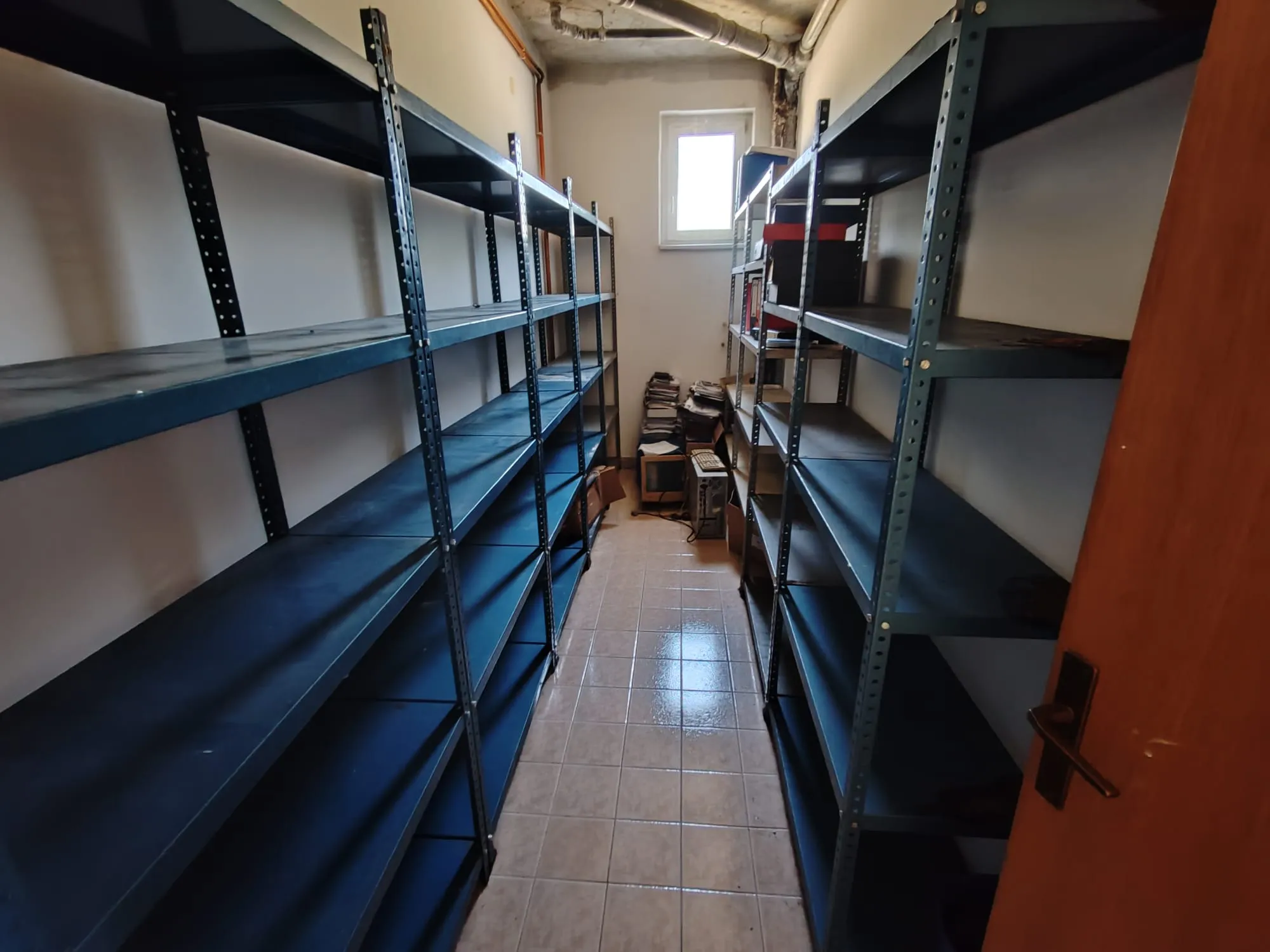 poslovni prostor 269 m² s 10 parkirnih mjesta – idealno za tihe djelatnosti - slika 9