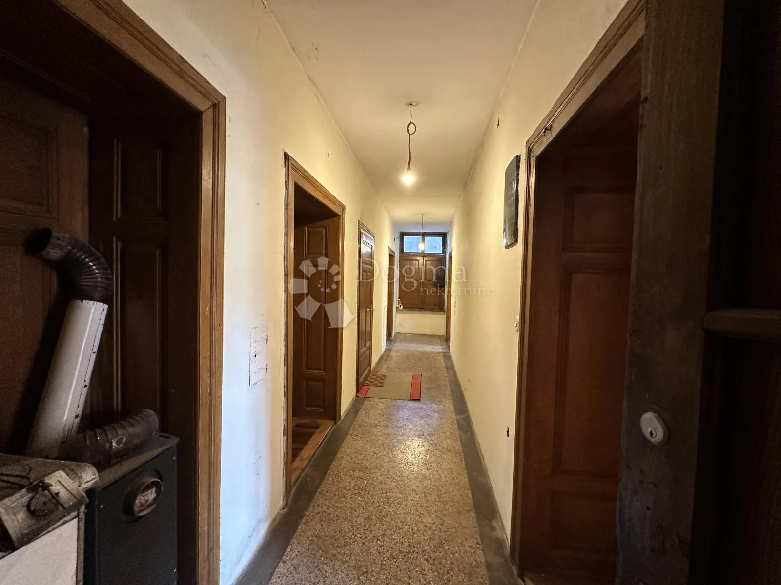 poslono stambena zgrada centar otočac - slika 4