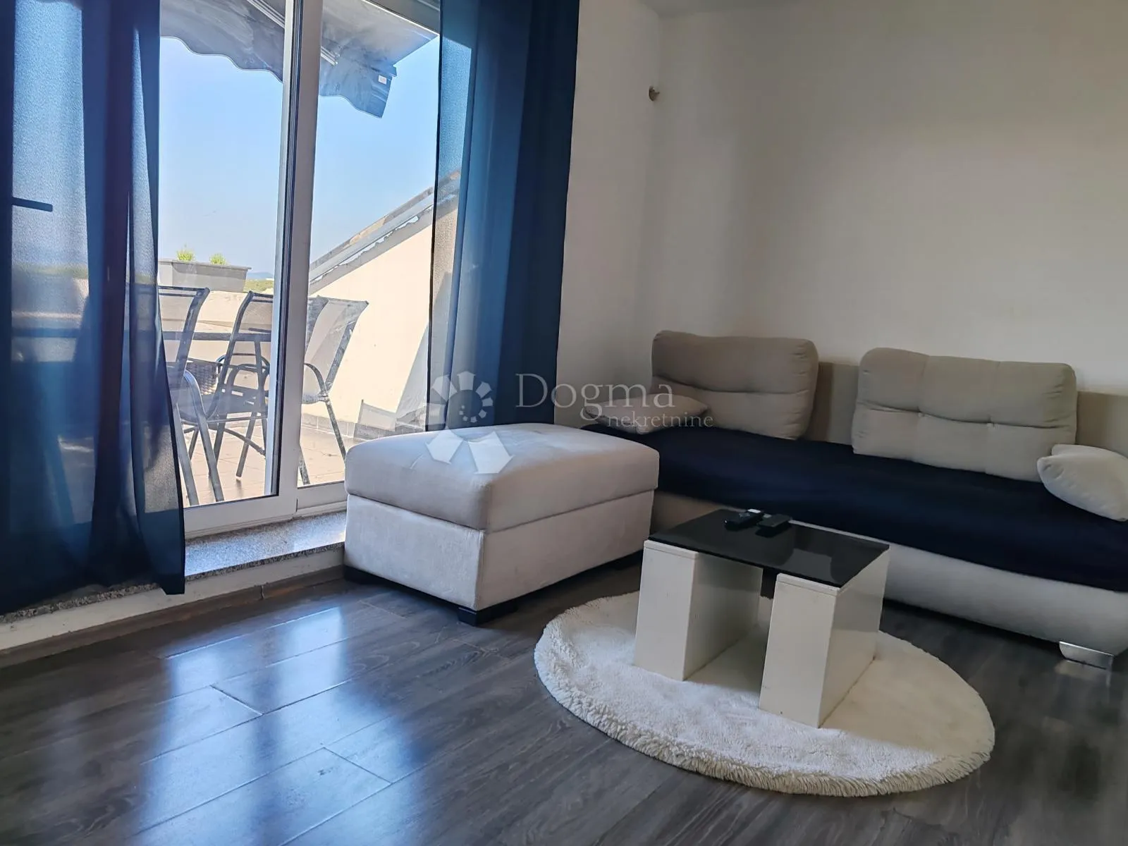 trosoban stan s 2 balkona i terasom - crno, zadar - slika 14