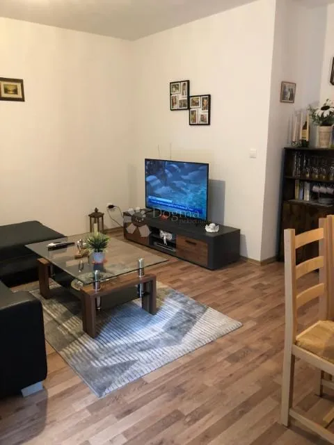 obiteljski stan na viškovu - slika 7