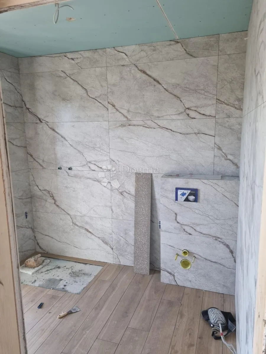 moderna vila s infinity bazenom -pula/štinjan - slika 19