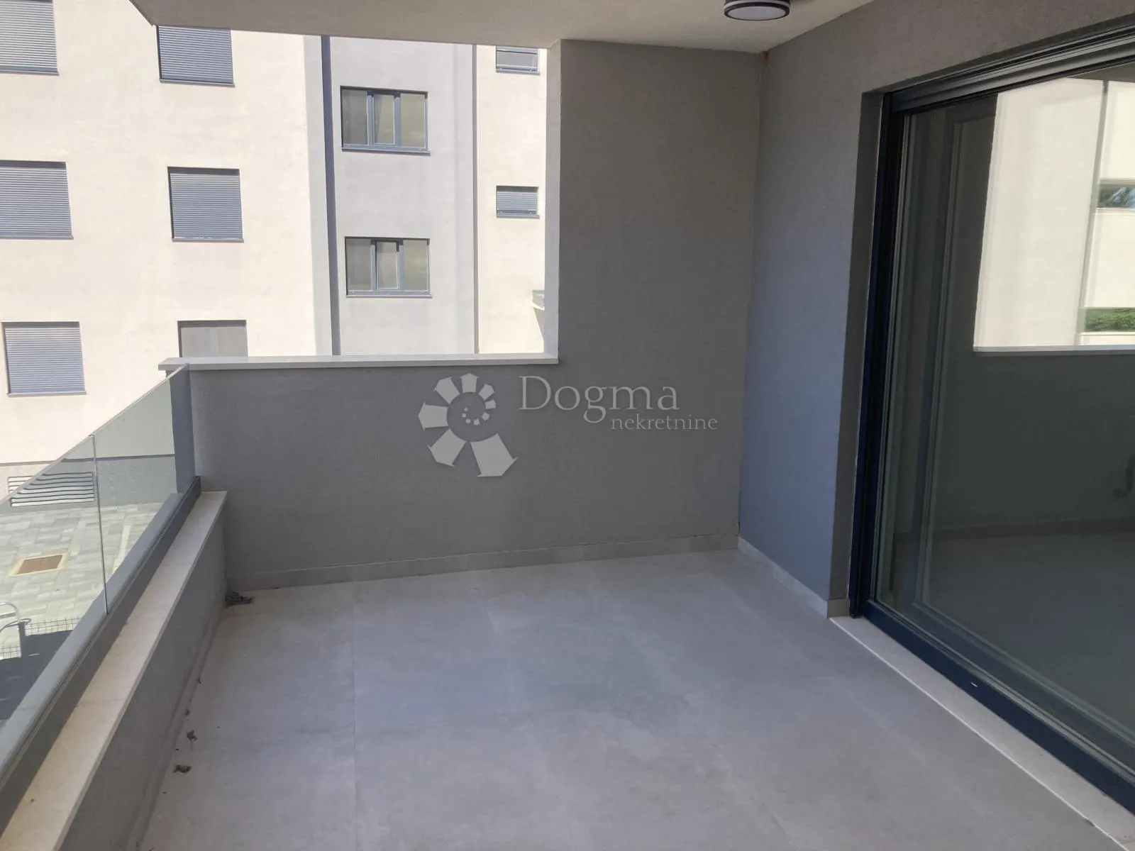 novogradnja seget donji, trosoban stan – 150m od mora!! - slika 14