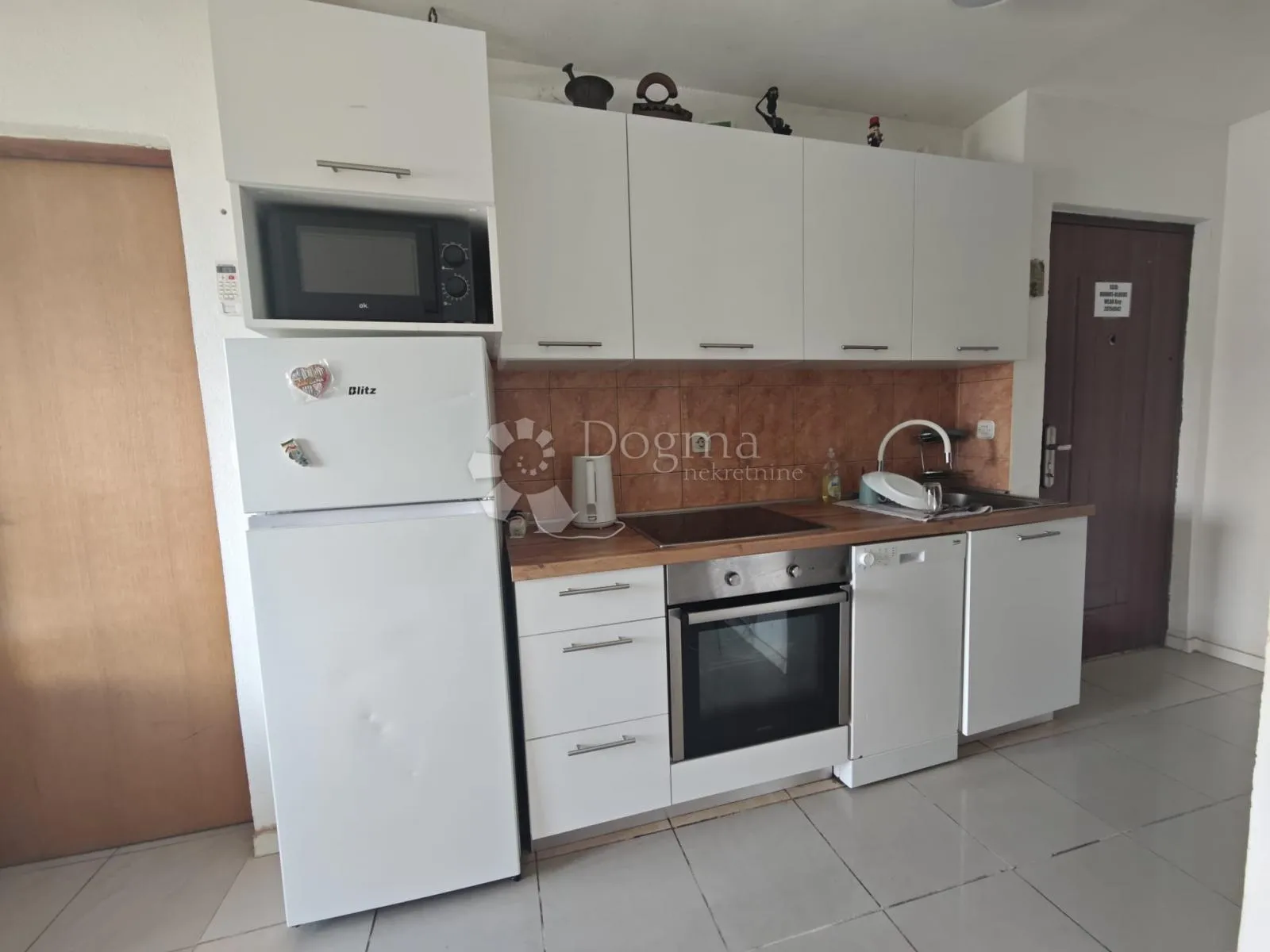 investicijska prilika - 2 uređena stana u čulincu ukupno 80m2 - slika 3