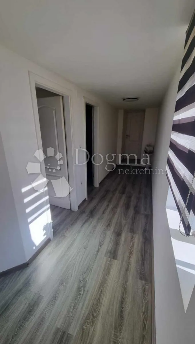 renovirana istarska kamena kuća u okolici poreča ! - slika 10