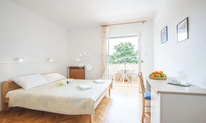 hotel, 17 soba, duga uvala - slika 11