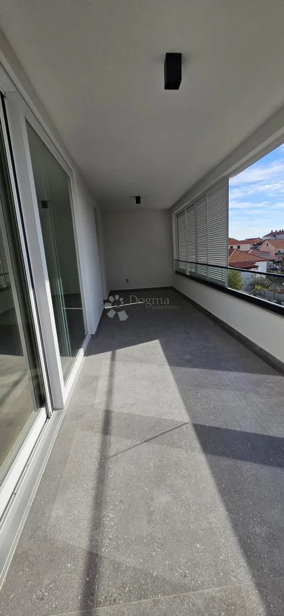 trosobni stan, penthouse, novogradnja, useljivo! - slika 4