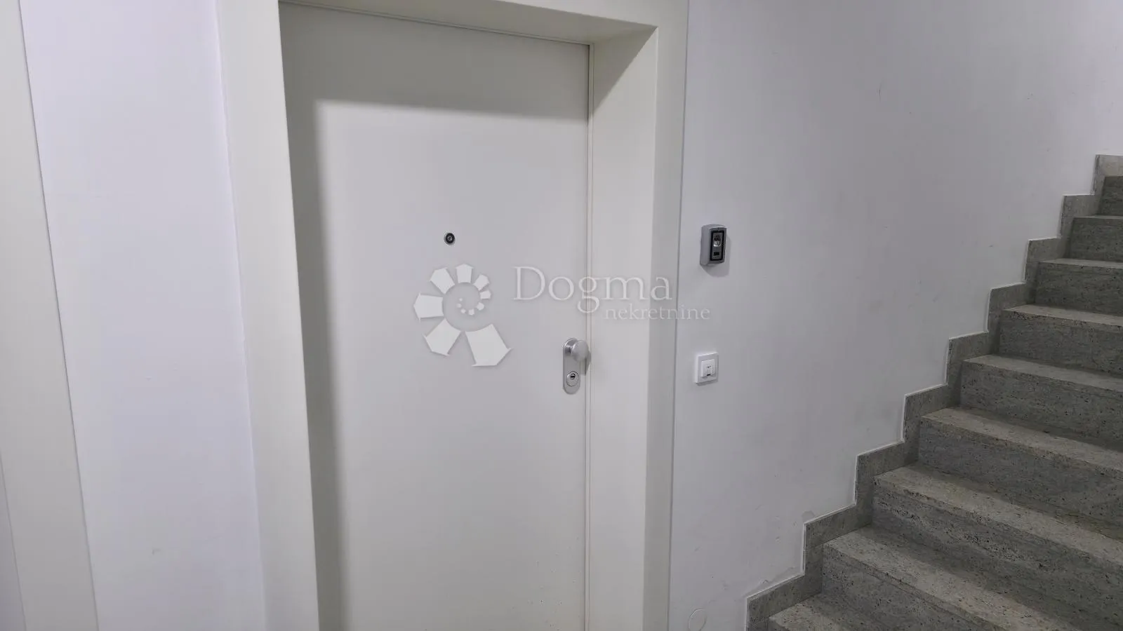najam stana, remete, zagreb - slika 8