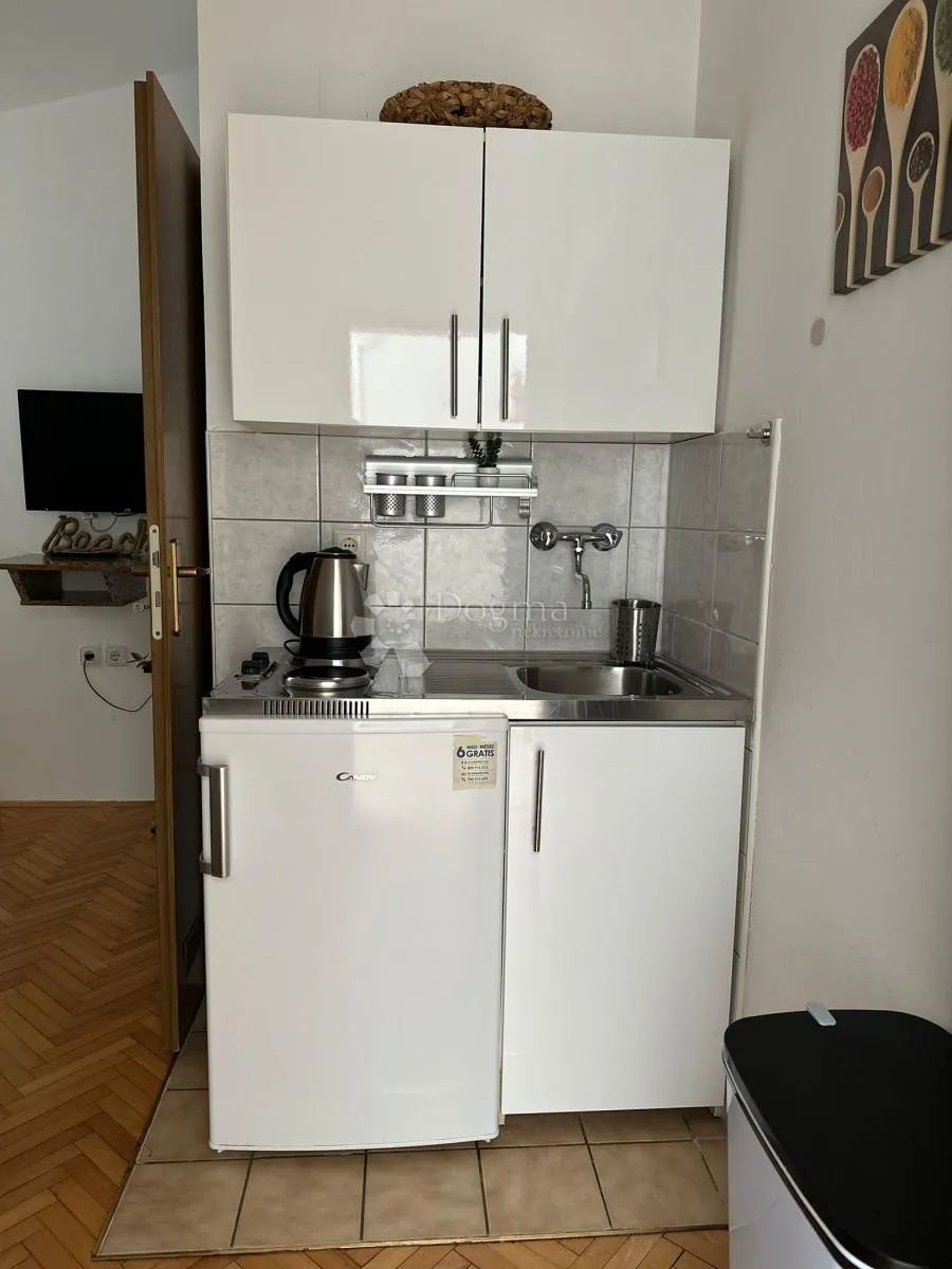 vodice – kuća s 6 apartmana blizu mora - slika 25