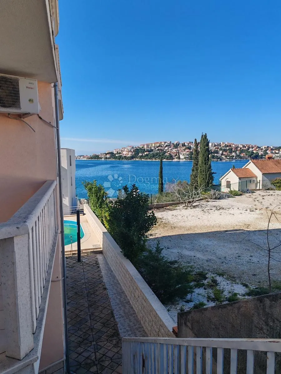 zatoglav - kuća nadomak mora sa 7 apartmana i poslovnim prostorom - slika 14