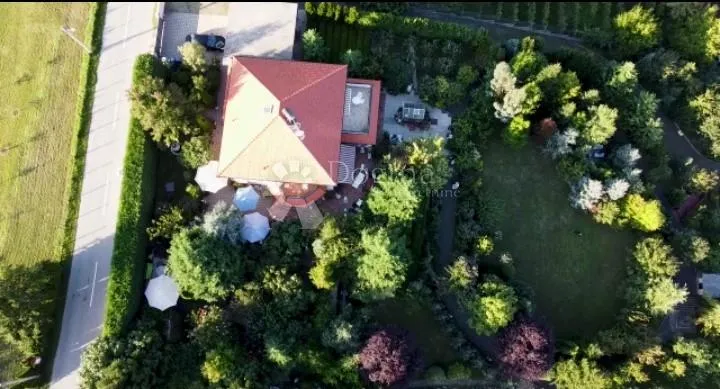 vila na varaždinbregu s prekrasnim arboretumom - slika 3